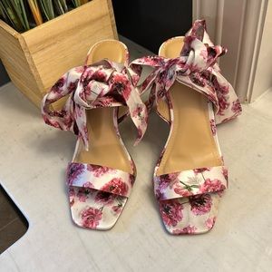 Express pink and white floral heels.